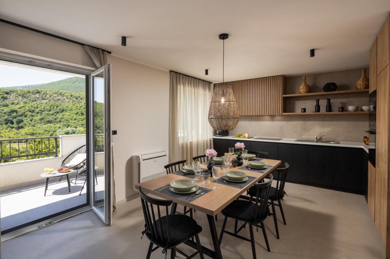 3 Luxury Bedroom Apartment Emma Синь Екстер'єр фото