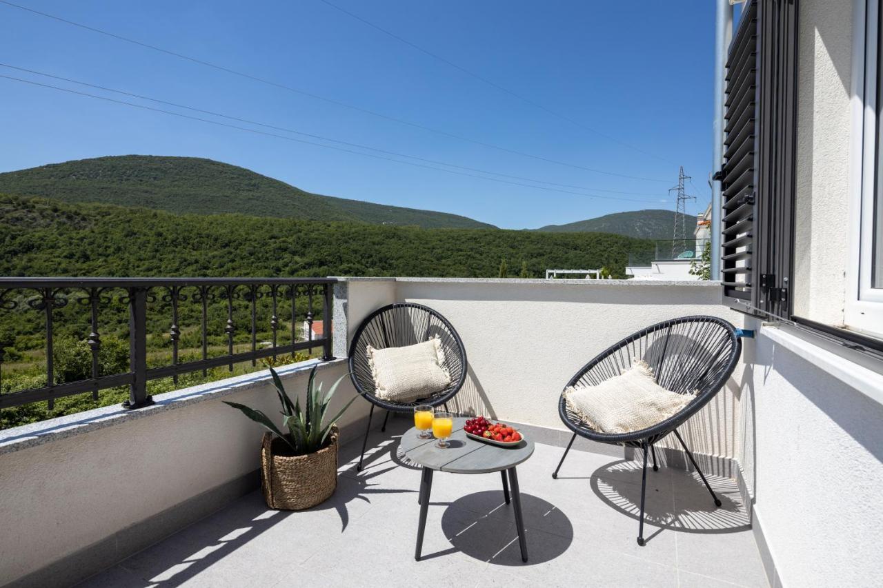 3 Luxury Bedroom Apartment Emma Синь Екстер'єр фото